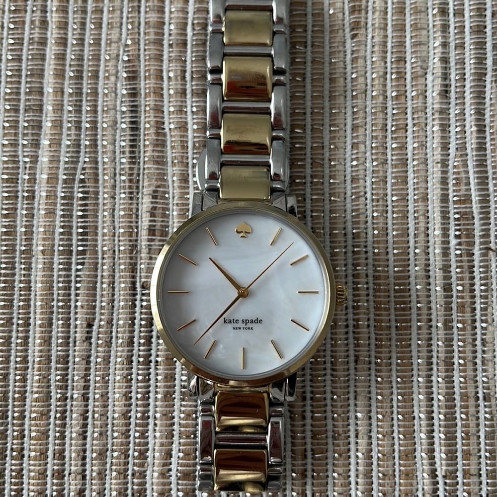⭐️ Preowned Kate Spade Watch ⭐️